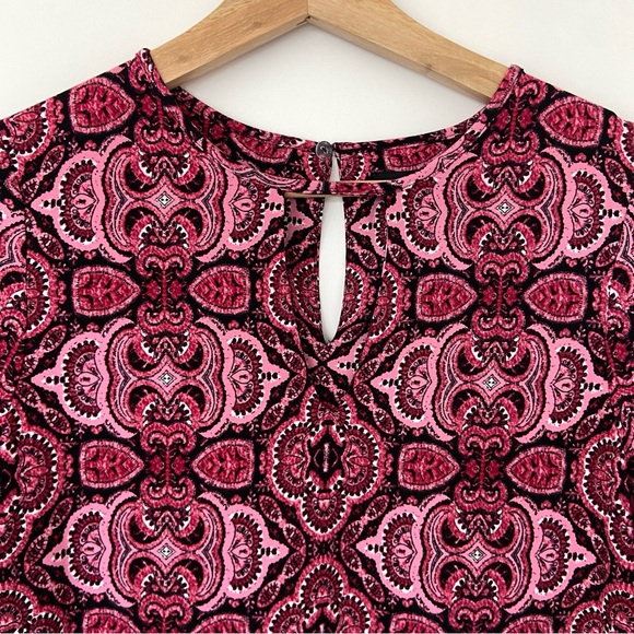 WHITE HOUSE BLACK MARKET PINK/BLACK CREW MINI SHEATH DRESS W/ KEYHOLE NECK, SM - Picture 3 of 8